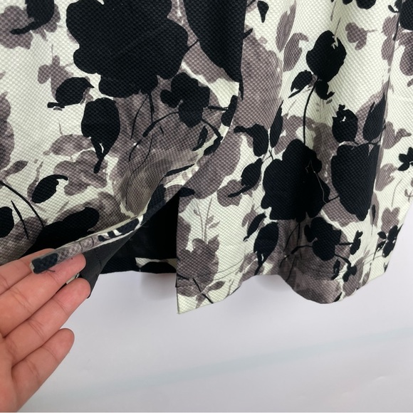 Adrianna Papell Petite black white gray floral sleeveless dress size 12P - Picture 6 of 11